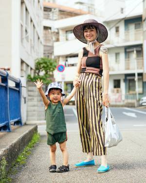 帽子をプラスして夏コーデを格上げ♪ バケットハット＆麦わら帽子