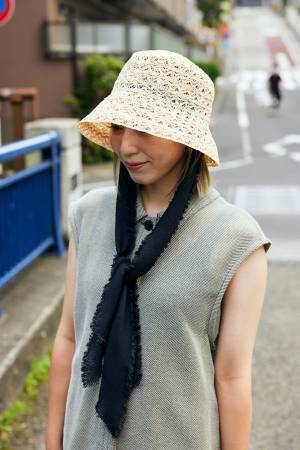 帽子をプラスして夏コーデを格上げ♪ バケットハット＆麦わら帽子