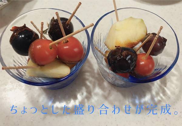 ちっちゃいりんご飴［育児漫画連載］イトウハジメの「ぼくと姪っこのてづくり時間」 Vol.17