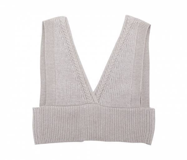 『GU』 秋の新作アイテムを使って、おしゃれママがコーデを組んでみた！