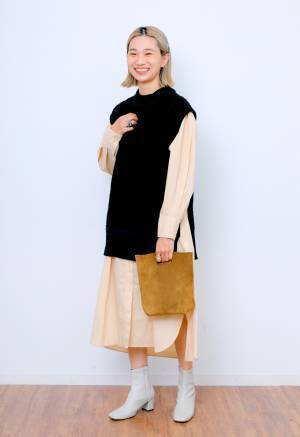 『ユニクロ』 秋の新作アイテムを使って、おしゃれママ＆パパがコーデを組んでみた！