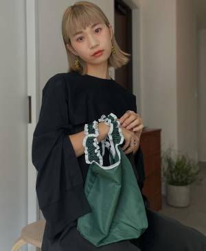 HugMug 最新号の特別付録「#ハグマグフリルバッグ」がおしゃれすぎるとインスタで話題！