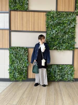 GLOBAL WORKスタッフが素敵にコーデ！ 特別付録「#ハグマグフリルバッグ」