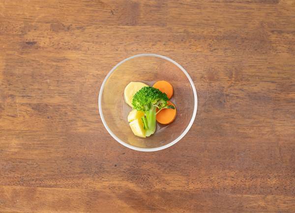 離乳食後期（生後9～10ヵ月） 量や食材の進め方は？ 自分から食べたくなるカミカミレシピ3選