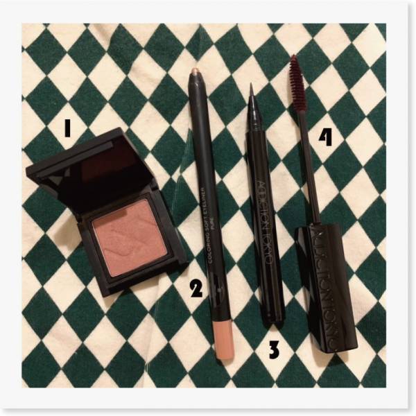 2021年のMYベストHITコスメ発表！ おしゃれ業界ママに大調査！