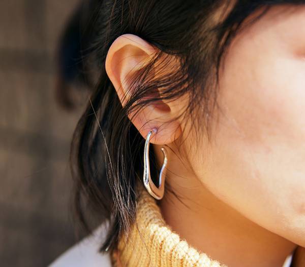 【アクセサリーSNAP】 レイヤードテクニックやひと捻り効いたアイテムなど一挙公開