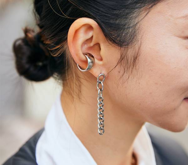 【アクセサリーSNAP】 レイヤードテクニックやひと捻り効いたアイテムなど一挙公開