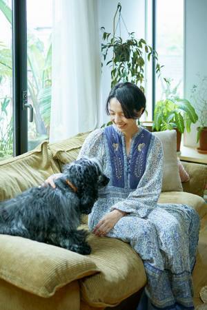 気になるあの人の食器棚＆本棚見せて！ vol.1【食器棚／farver オーナー・渡辺安樹子さん】