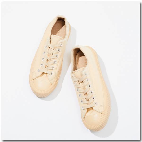 【2021年最新！】 ママにおすすめのメンズライクなスニーカー20選