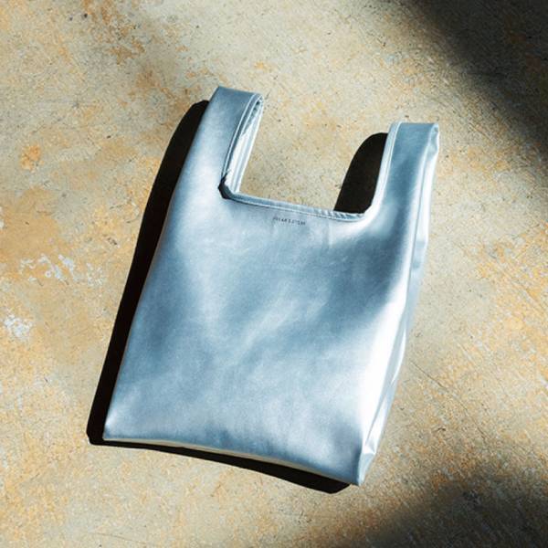 HugMug Vol.31春夏号 特別付録「#ハグマグエコレザーバッグ」インスタで見つけたおしゃれママコーデ