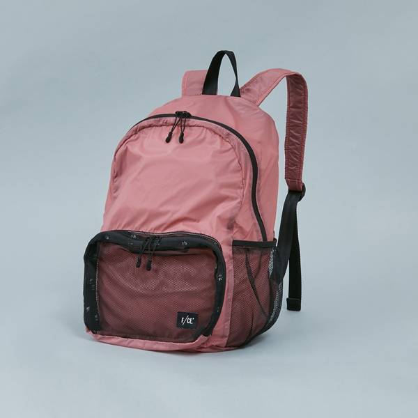 先輩ママに聞くマザーズバッグ選びのコツ ＆ おしゃれで高機能なバッグ15選