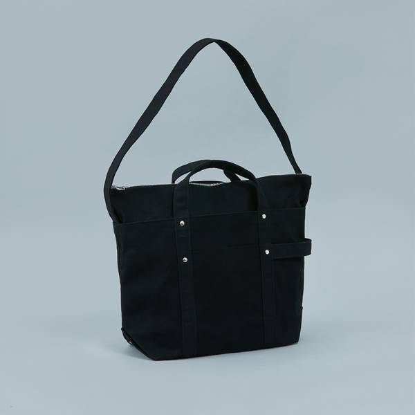 先輩ママに聞くマザーズバッグ選びのコツ ＆ おしゃれで高機能なバッグ15選