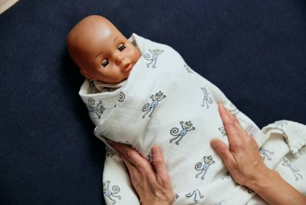 おひなまきの巻き方 いつまでok おくるみの選び方や注意点を解説 21年12月21日 ウーマンエキサイト 2 3