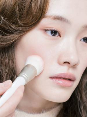 【今すぐ真似したい韓国トレンドメイク】 「クアンクメイク」で抜け感のある洒落顔に