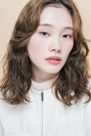 【今すぐ真似したい韓国トレンドメイク】 「クアンクメイク」で抜け感のある洒落顔に