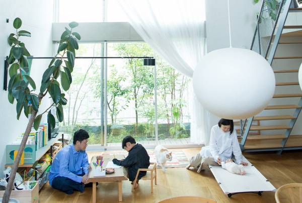 【最高の家づくり】vol.6 仕切りがあいまいな家（建築家・中村俊哉さん、藤井 愛さん邸）