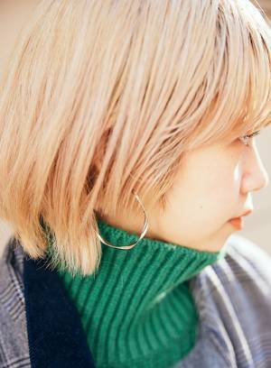 チェック柄ロングコートでつくるお出かけスタイル | HugMug