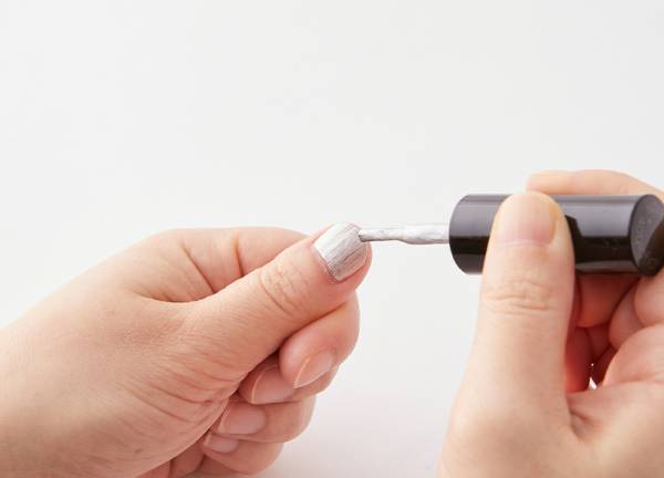 爪先から春を先取り！ すぐマネできるセルフネイル10選