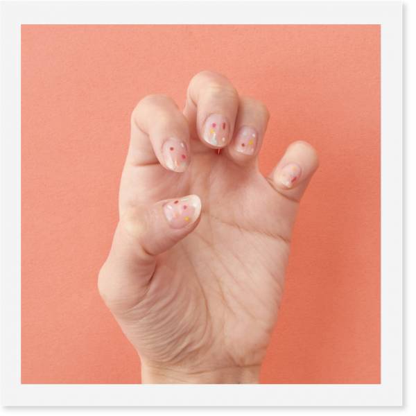 爪先から春を先取り！ すぐマネできるセルフネイル10選
