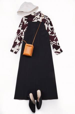 セレモニーにもデイリーにも！ リアルに使える【ブラックワンピース】の着こなし方