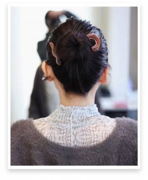 【即今っぽいが叶う！ 最旬ヘアアレンジ 3選】ロングヘア編