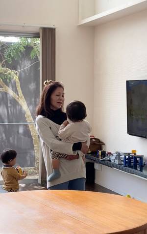 【連載】モデル・武智志穂の沖縄でのんびり双子育児 Vol.18「家族や友人と過ごす愛おしい時間」