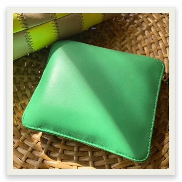 【おしゃれママの財布 7選】  3月26日に財布を新調すると金運アップ！