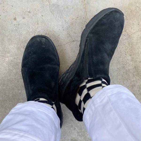 【着脱ラクチンなおしゃれシューズ5選】 両手がふさがってても問題なし！