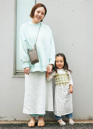 白スカートで爽やかリンク♪ ハンドメイドスカートのレイヤードがグッド