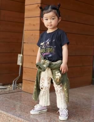 【おしゃれすぎるキッズコーデ 16選】大人顔負けの着こなし！