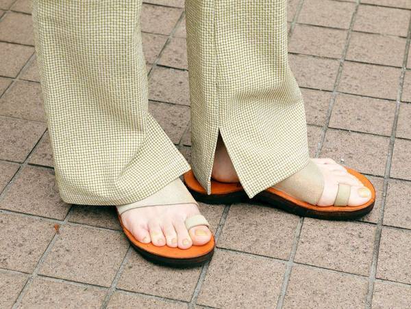 ジューシーなオレンジが主役！ キッズはデニムサロペで夏気分を満喫♪