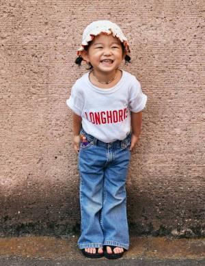 【おしゃれすぎるキッズたちの夏SNAP 9選 】ハッピーな色柄がおしゃれのカギを握る！