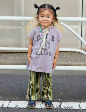 【おしゃれすぎるキッズたちの夏SNAP 9選 】ハッピーな色柄がおしゃれのカギを握る！