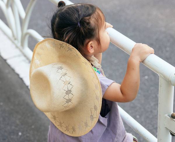 イエローのオーバーオールが夏らしい♪ ラクチン上質カジュアルコーデ