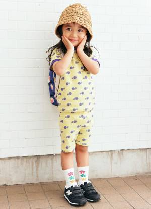【柄アイテムでつくる夏の親子コーデ】チアフルカラーでハッピーに！