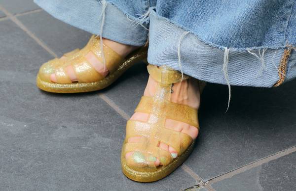 【おしゃれママのこの夏本命サンダルとは？ 】夏のおしゃれをグッと格上げするサンダル8選