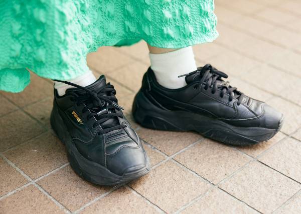 ZARAのワンピが大人可愛い♡ 旬のグリーンで即垢抜け！