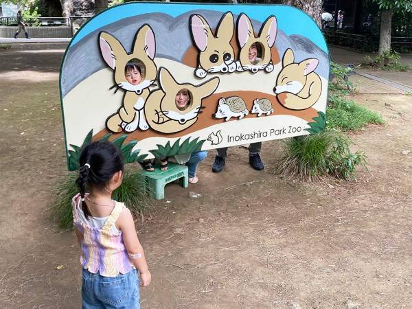 何気ない日常をフィルムカメラに。写真館＆動物園でファミリーフォト撮影