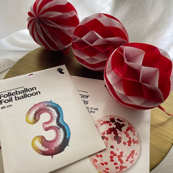 3歳誕生日パーティー！フォトスペースに使えるおすすめアイテム。