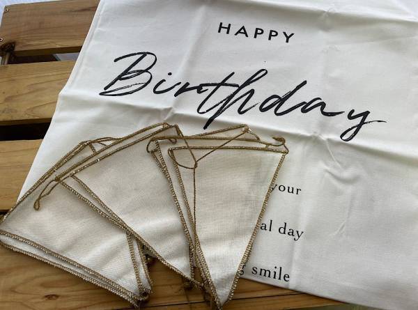 3歳誕生日パーティー！フォトスペースに使えるおすすめアイテム。