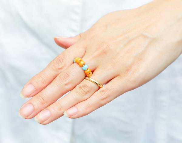 夏に持ちたいかごバッグ♡ビンテージMIXで甘くなりすぎない大人コーデ