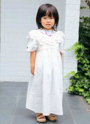 夏に持ちたいかごバッグ♡ビンテージMIXで甘くなりすぎない大人コーデ