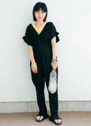 夏に映えるブラックコーデ ママはオールインワンでラクチンおしゃれ 22年8月2日 ウーマンエキサイト 1 2