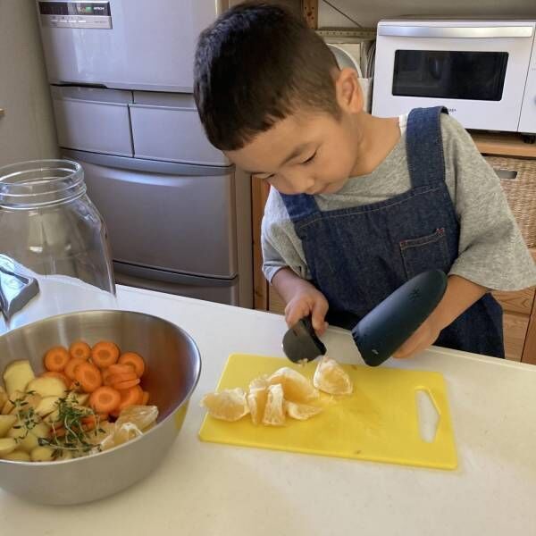 キッズ包丁を使って、夏休みは子供と一緒に酵素シロップ作り！！