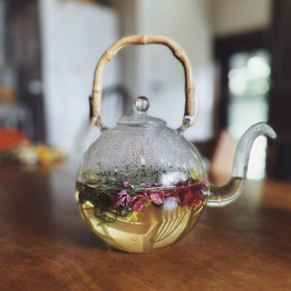 お誕生日や記念日におすすめ！エディブルフラワーでつくる手作りケーキ！！