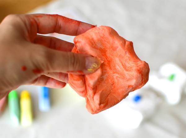 【敬老の日の工作3選】おじいちゃんおばあちゃんへの手づくりギフトを贈ろう！