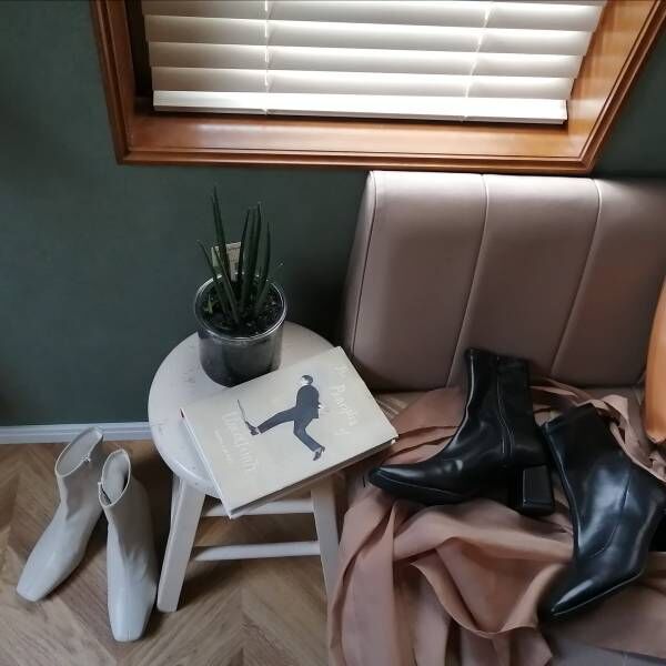 思わず2色買い Gu スクエアトゥーが今年っぽいショートブーツ 22年9月16日 ウーマンエキサイト 思わず2色買い Gu スクエアトゥーが今年っぽいショートブーツ 22年9月16日 ウーマンエキサイト