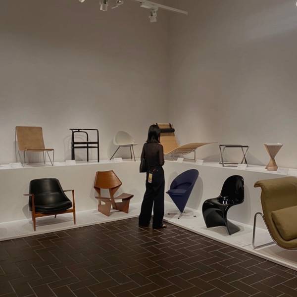 芸術の秋！東京都美術館の「フィン・ユールとデンマークの椅子」展で北欧家具を学ぶ