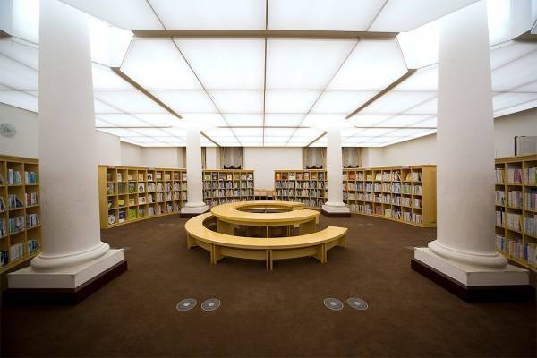 絵本好き親子にぴったり！ わざわざ行きたい図書館＆絵本の読める施設8選【東京・神奈川エリア】