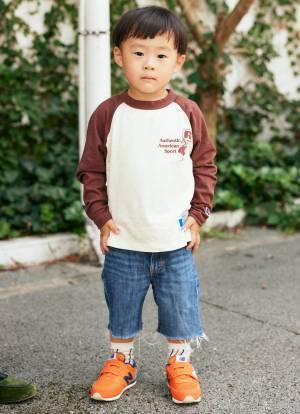 ミリタリーベストがキテる！おしゃれファミリーの秋の休日コーデ♪